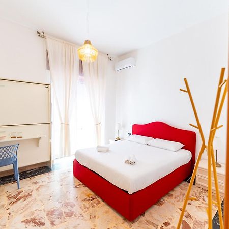 Hotel Tombolata à Naples Extérieur photo