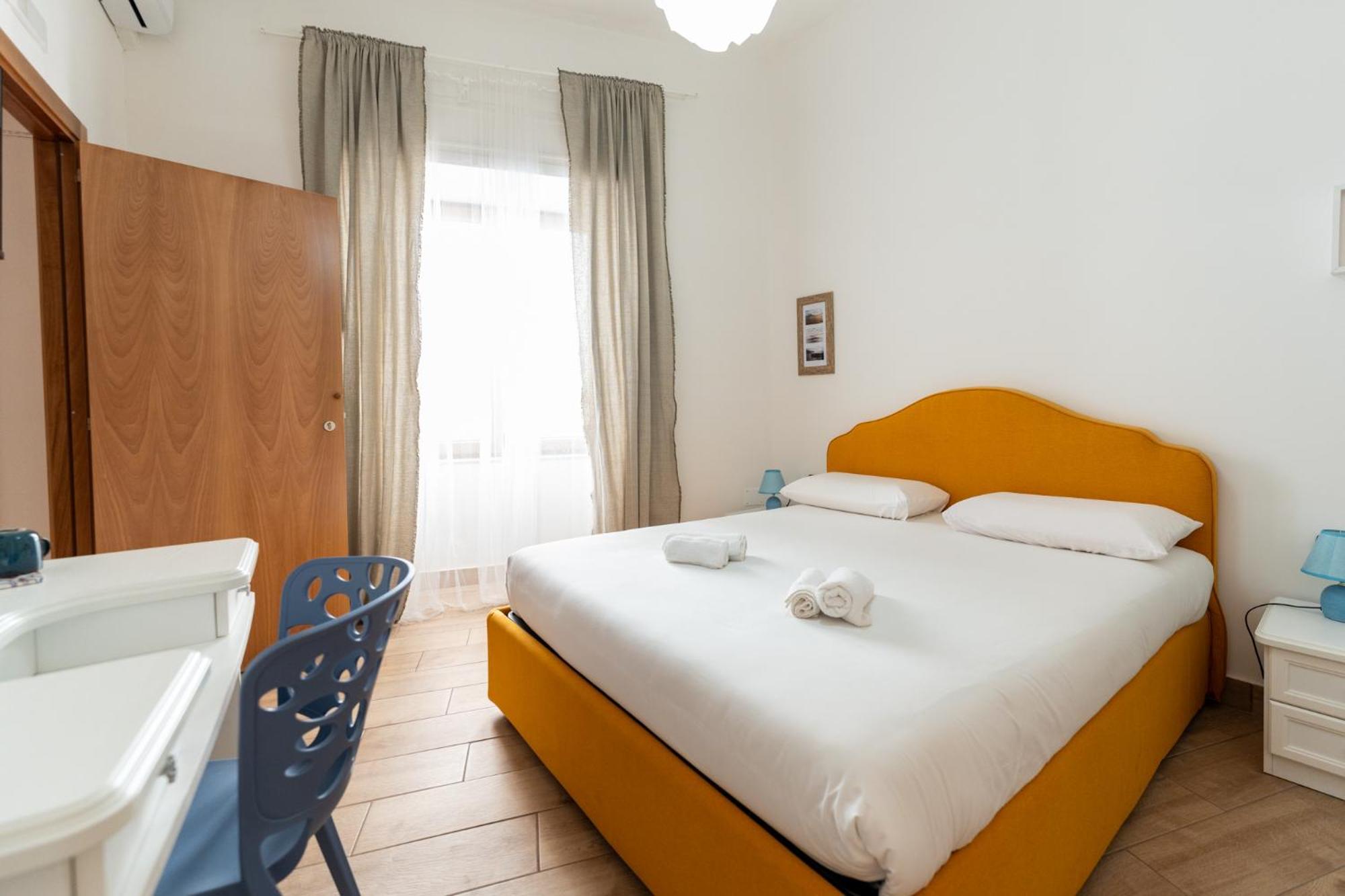 Hotel Tombolata à Naples Extérieur photo