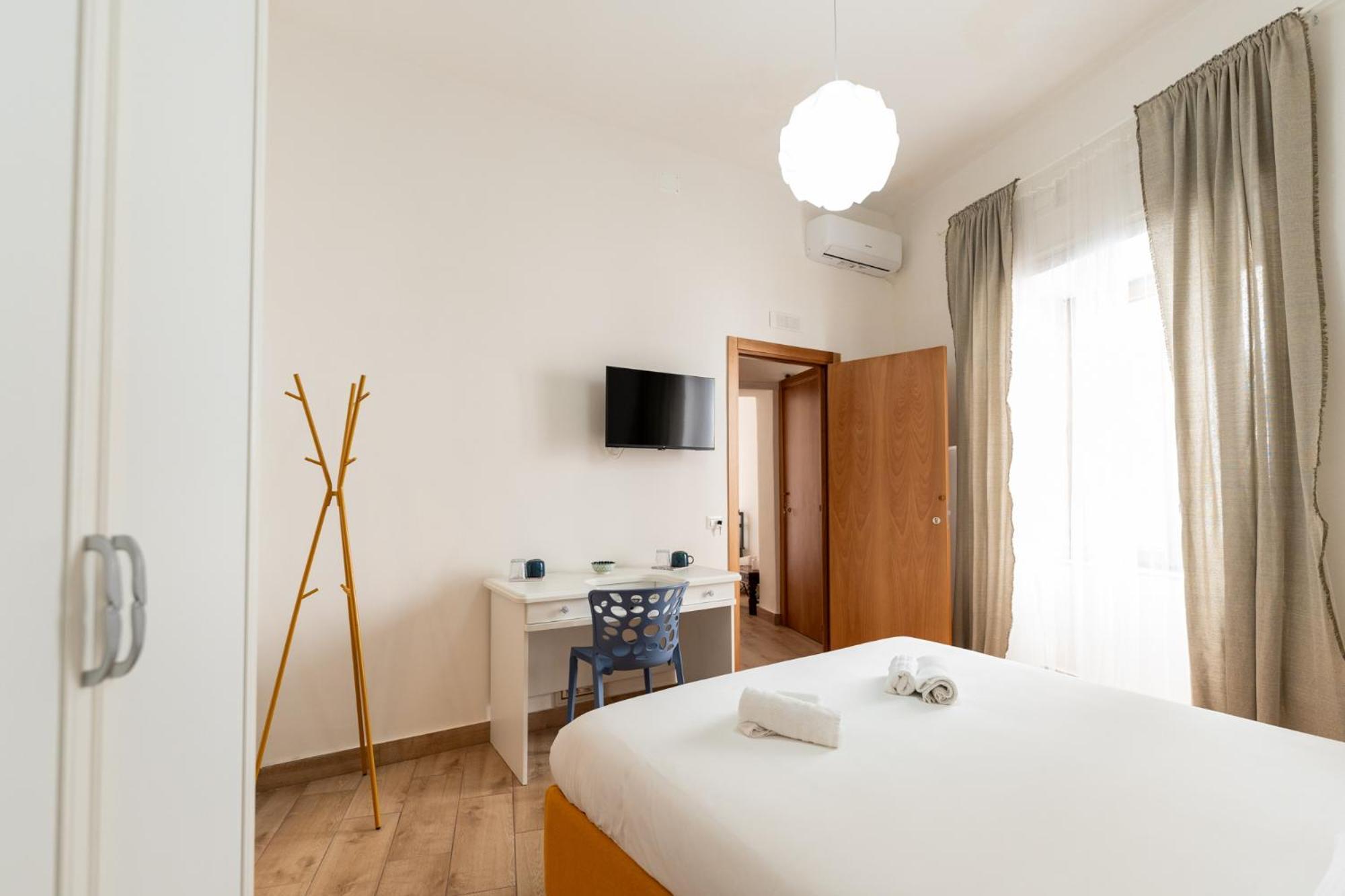 Hotel Tombolata à Naples Extérieur photo