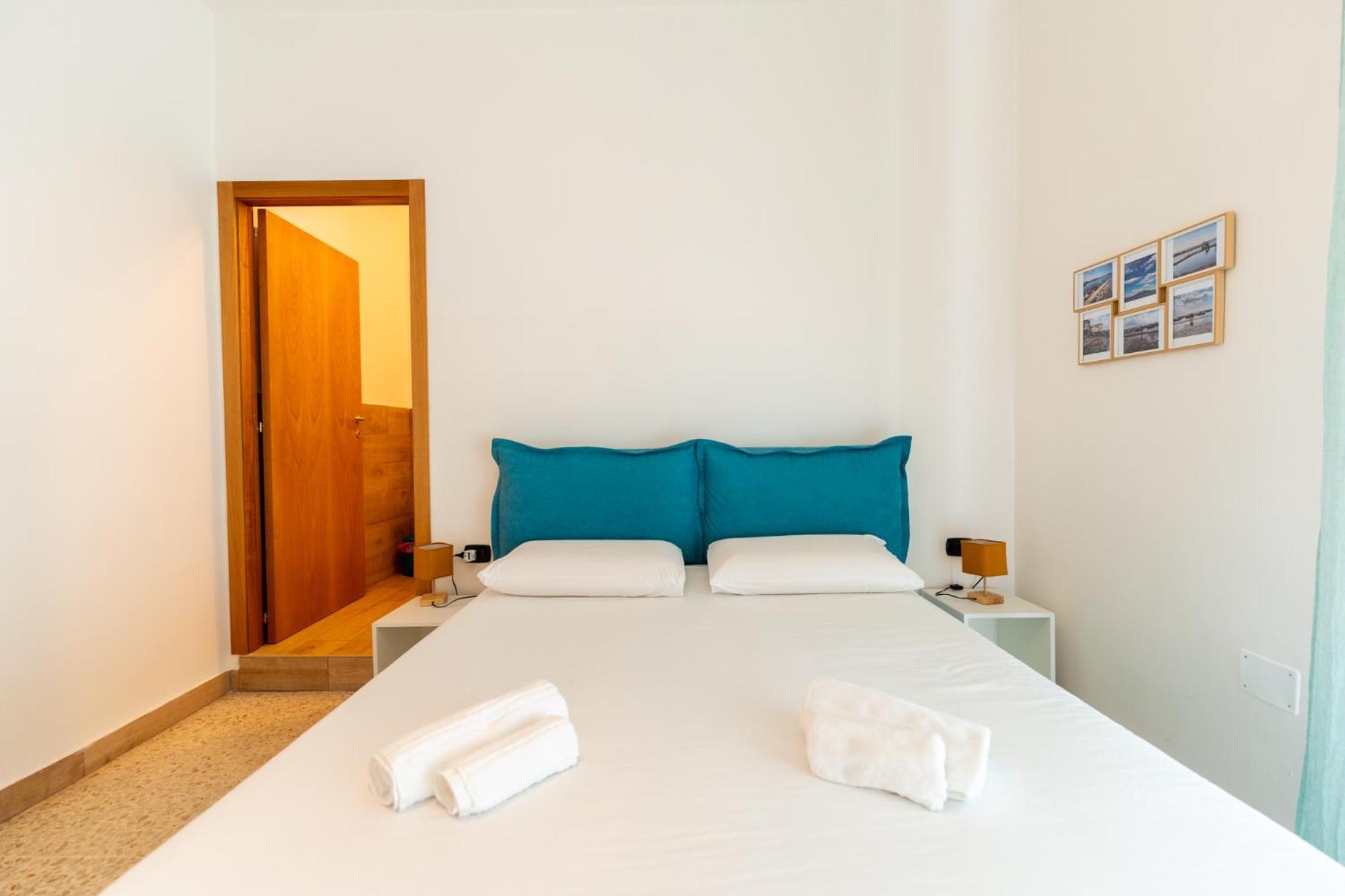 Hotel Tombolata à Naples Extérieur photo